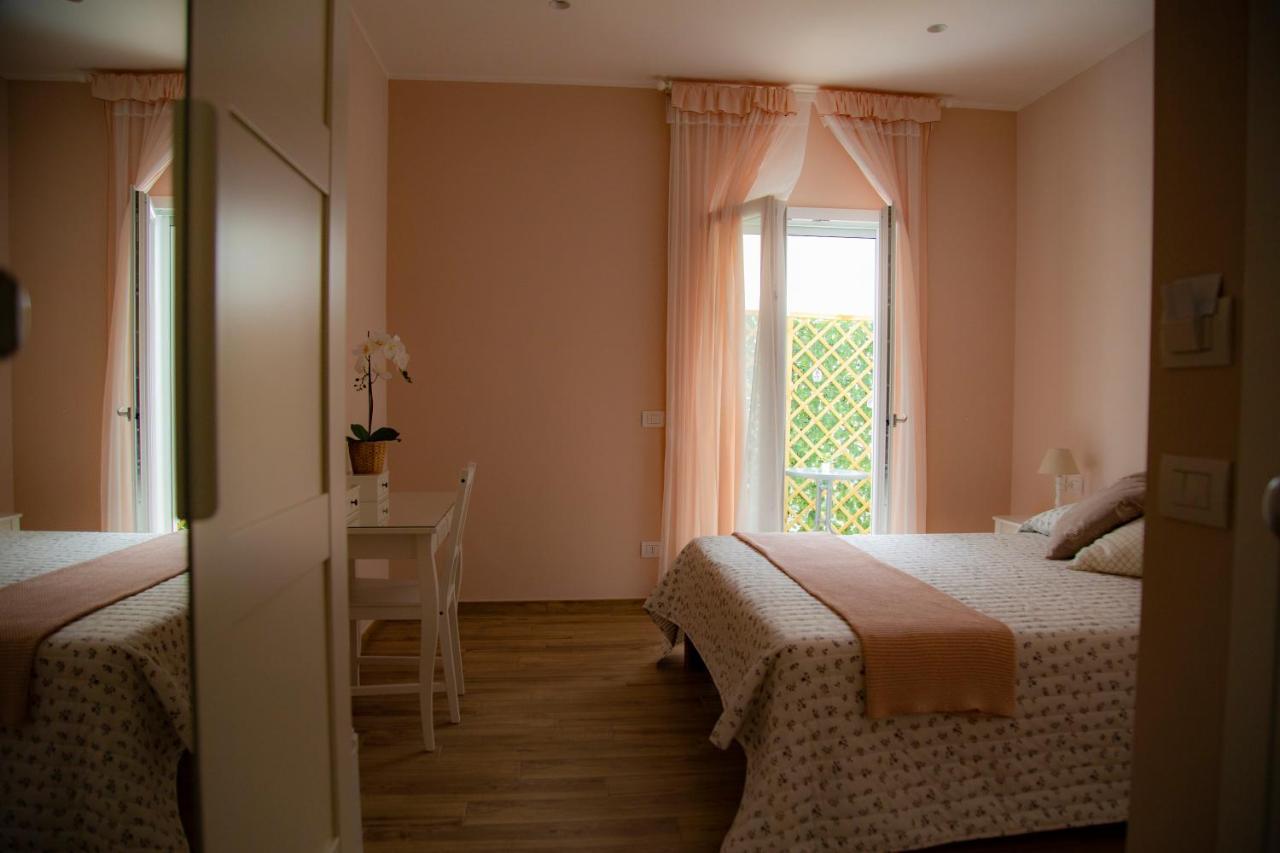 Il Granello Bed and Breakfast Fiumicino Exterior foto